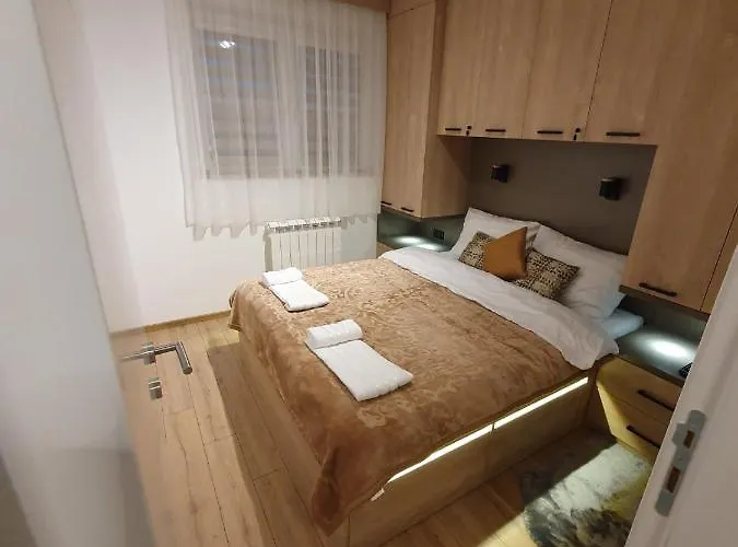 Iznad Oblaka A6 Апартаменты Копаоник